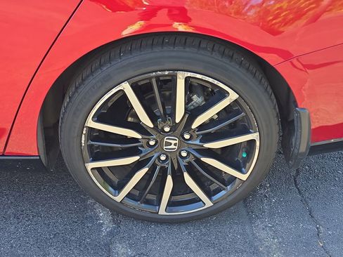 Used 2023 Honda Accord Touring image 5