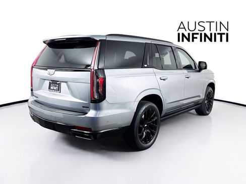 Used 2023 Cadillac Escalade Sport Platinum w/ LPO, ONYX Package image 7