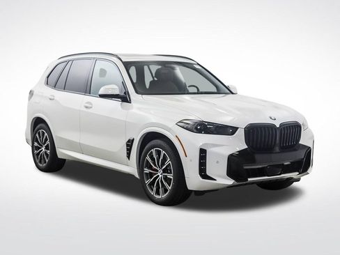 New 2026 BMW X5 xDrive40i w/ M Sport Package AWD/4WD image 7
