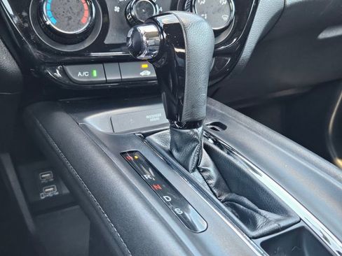 Used 2022 Honda HR-V Sport image 12