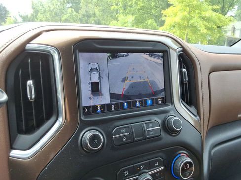 Used 2021 Chevrolet Silverado 3500 High Country w/ Z71 Off-Road Package AWD/4WD image 16
