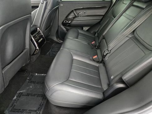 Used 2023 Land Rover Range Rover Sport SE Dynamic AWD/4WD image 5