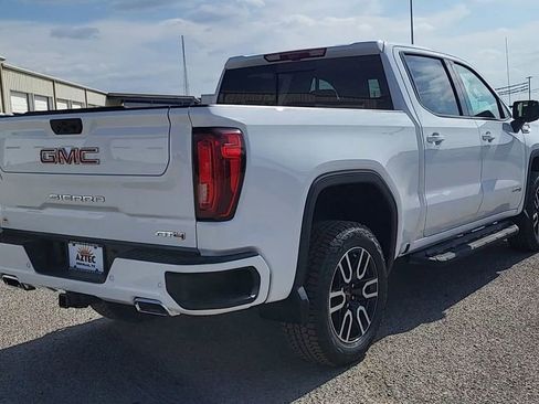 New 2026 GMC Sierra 1500 AT4 w/ AT4 Premium Package image 7