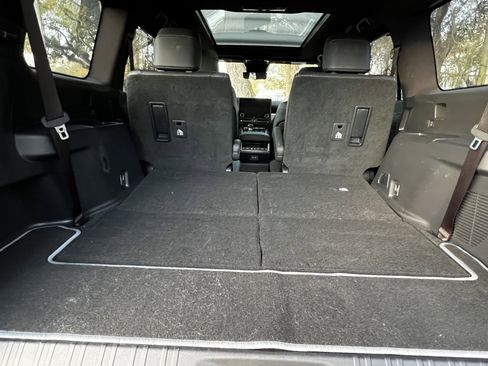 Certified 2024 Lexus GX 550 w/ Accessory Package (31) image 51