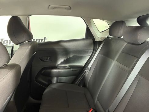 Used 2025 Hyundai Kona SEL image 24