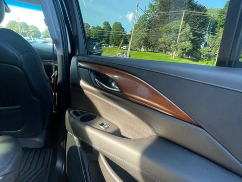 Used 2016 Cadillac Escalade Premium AWD/4WD image 20