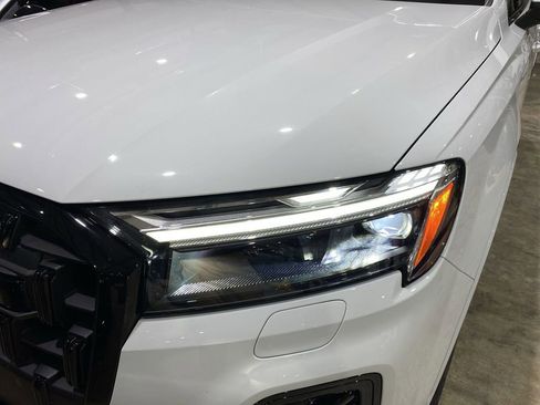 Used 2025 Audi Q7 3.0T Premium Plus w/ Premium Plus Package image 15