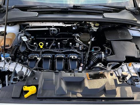 Used 2016 Ford Focus SE image 31