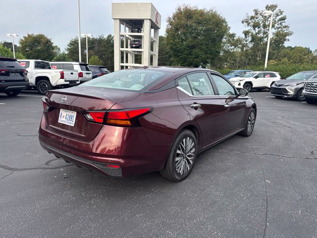 Used 2025 Nissan Altima 2.5 SV FWD image 4