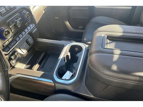 Used 2022 Chevrolet Silverado 1500 LT Trail Boss w/ LT Trail Boss Premium Package image 15