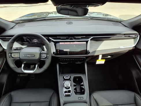 New 2026 Jeep Cherokee Laredo image 10