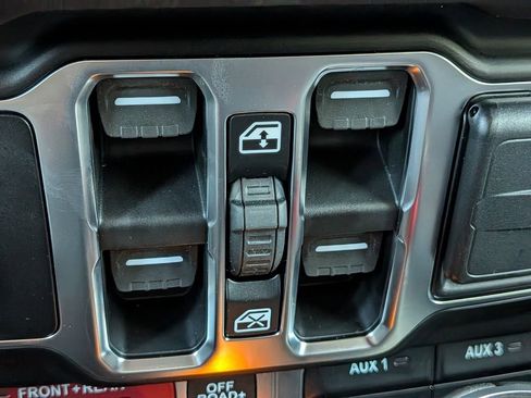 New 2026 Jeep Wrangler Rubicon image 25