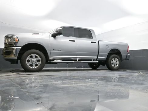 Used 2024 RAM 2500 Big Horn image 36