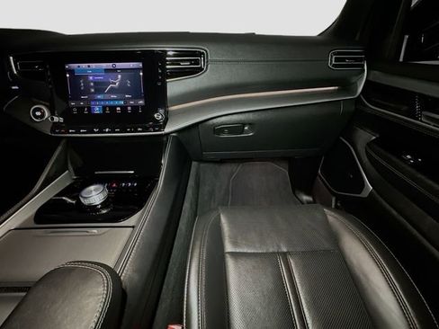 New 2025 Jeep Wagoneer 4WD w/ Convenience Group I image 27
