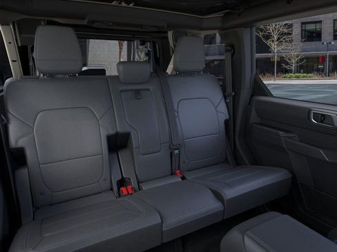 New 2025 Ford Bronco Badlands image 11