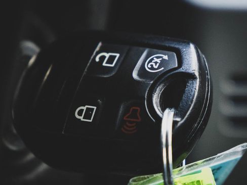 Used 2013 Ford F150 Lariat w/ Lariat Chrome Pkg image 13