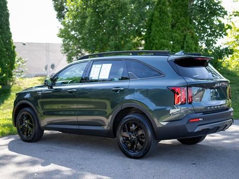 Used 2022 Kia Sorento S w/ Panoramic Sunroof Package AWD/4WD image 7