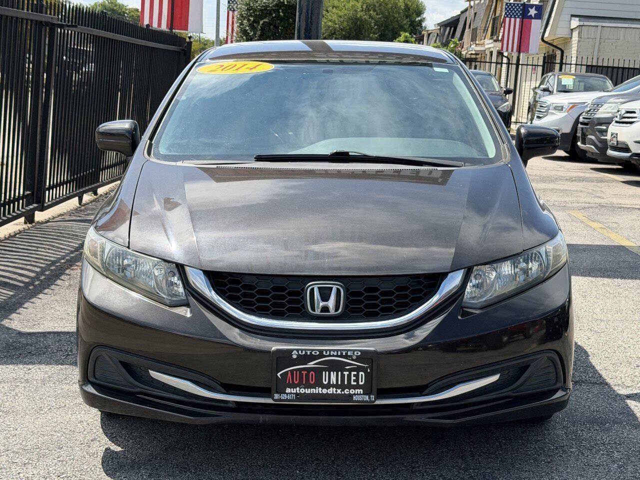 Used 2014 Honda Civic LX image 2