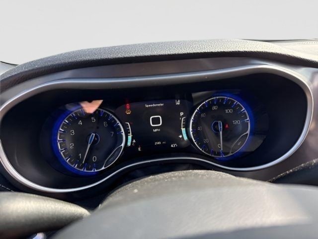 New 2026 Chrysler Pacifica Select w/ S Appearance Package AWD/4WD image 18