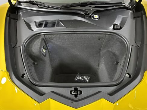 Used 2026 Chevrolet Corvette Stingray Coupe w/ 1LT image 41