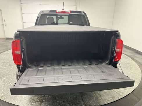 Used 2018 Chevrolet Colorado Z71 image 28