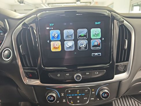 Used 2019 Chevrolet Traverse LT w/ LPO, Blackout Package AWD/4WD image 29