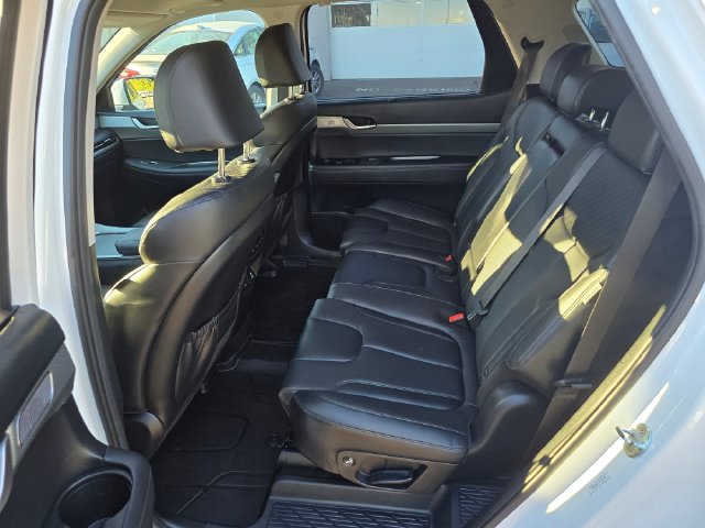 Used 2023 Hyundai Palisade SEL AWD/4WD image 17