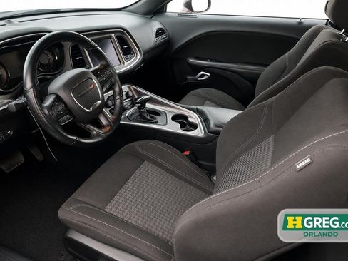 Used 2022 Dodge Challenger SXT w/ Blacktop Package AWD/4WD image 10