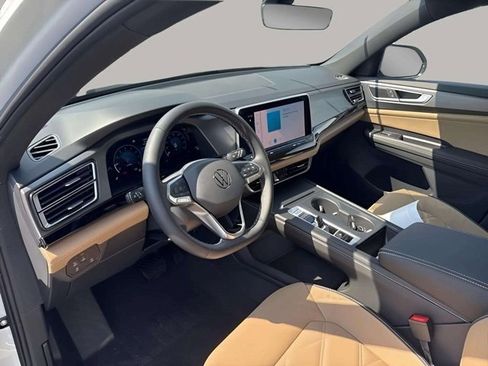 New 2026 Volkswagen Atlas Cross Sport SE image 7