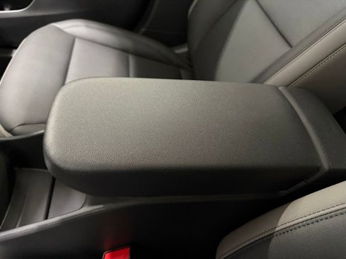 New 2026 Chevrolet Trax ACTIV w/ Sunroof Package FWD image 22