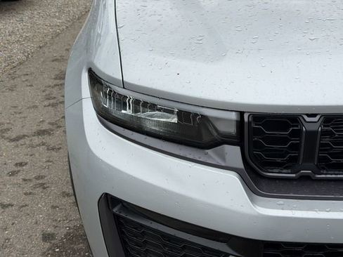New 2026 Jeep Grand Cherokee Limited image 5
