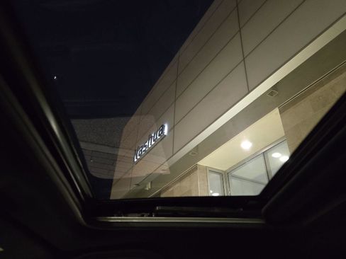 Used 2023 Nissan Frontier PRO-4X w/ Pro-4X Premium Package image 26