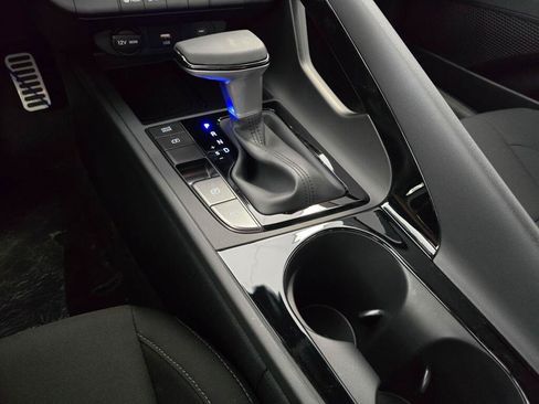 New 2026 Hyundai Elantra SEL FWD image 27