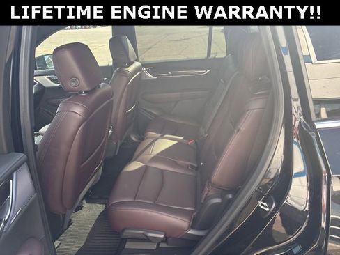 Used 2023 Cadillac XT6 Premium Luxury image 27