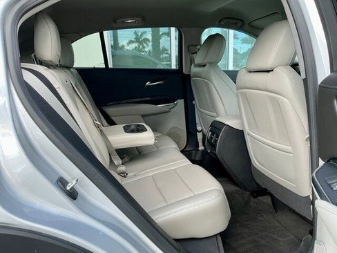 Used 2020 Cadillac XT4 Premium Luxury image 14