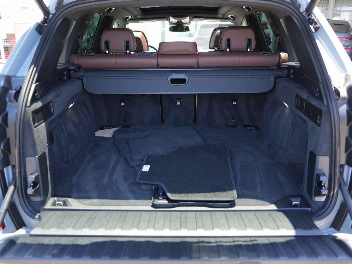 Used 2026 BMW X5 M60i w/ Climate Comfort Package AWD/4WD image 5
