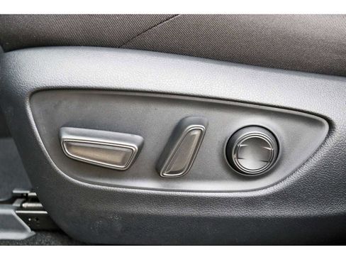 Used 2024 Toyota RAV4 SE AWD/4WD image 27