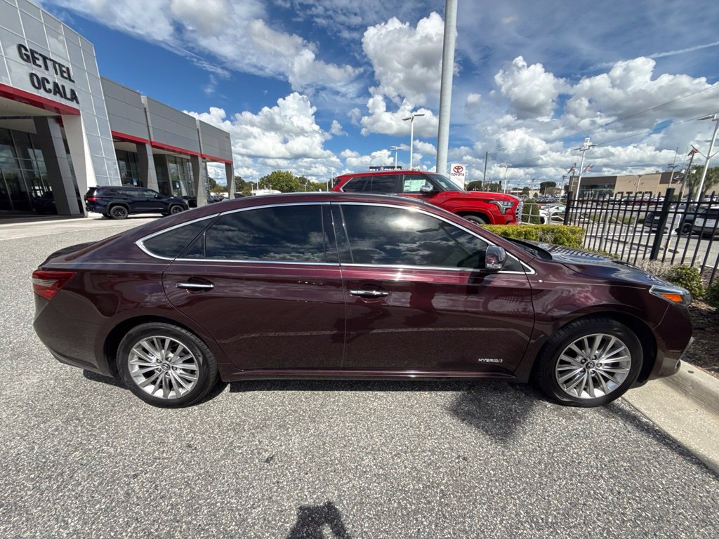 Used 2018 Toyota Avalon Limited FWD image 6