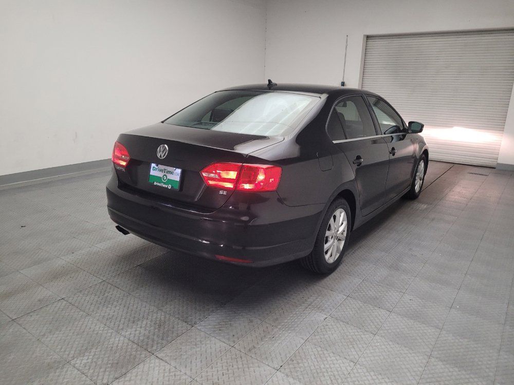 Used 2014 Volkswagen Jetta SE FWD image 9