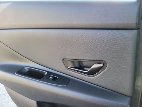 New 2026 Hyundai Elantra SEL Sport FWD image 24