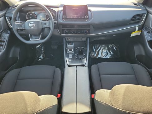 Certified 2025 Nissan Rogue S image 13