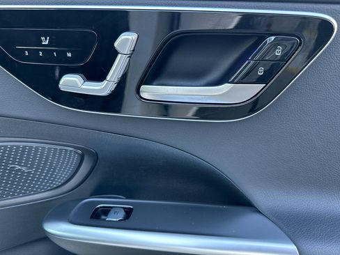 Certified 2025 Mercedes-Benz C 300 Sedan image 19