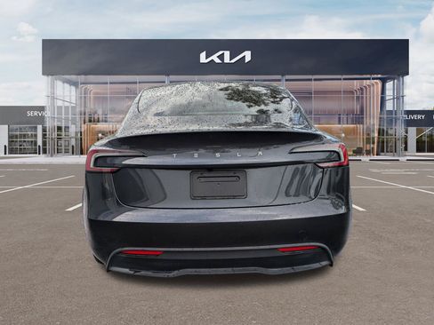 Used 2025 Tesla Model 3 RWD image 5