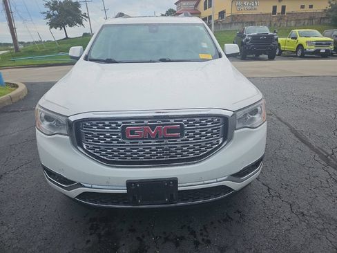 Used 2018 GMC Acadia Denali AWD/4WD image 4