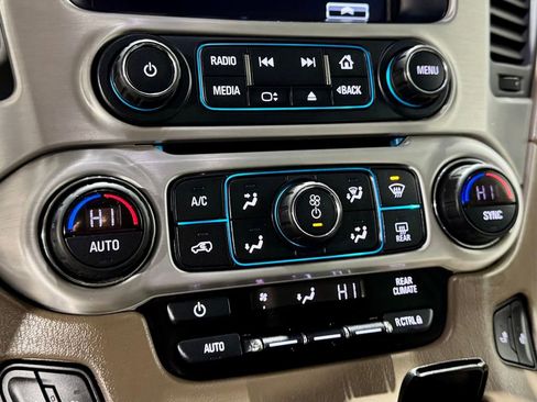 Used 2018 GMC Yukon SLT image 19