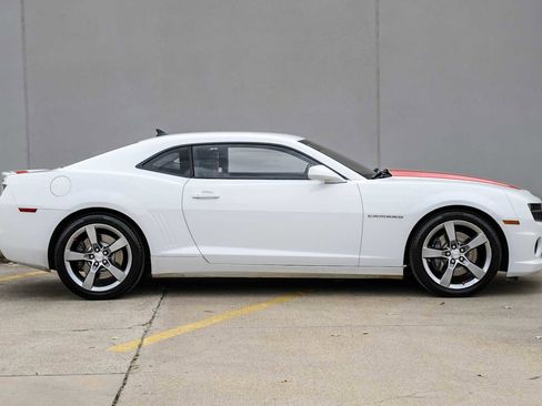 Used 2011 Chevrolet Camaro SS w/ RS Package image 8