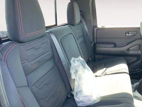 New 2025 Nissan Frontier PRO-4X w/ Black Accent Package image 30