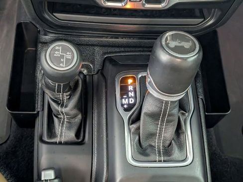 Used 2023 Jeep Wrangler Unlimited Sahara w/ Cold Weather Group image 21