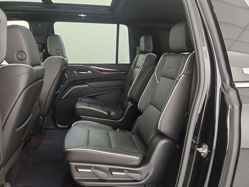 Used 2024 Cadillac Escalade ESV Premium Luxury w/ Performance Package image 16