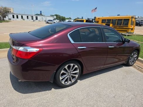 Used 2014 Honda Accord Sport image 6